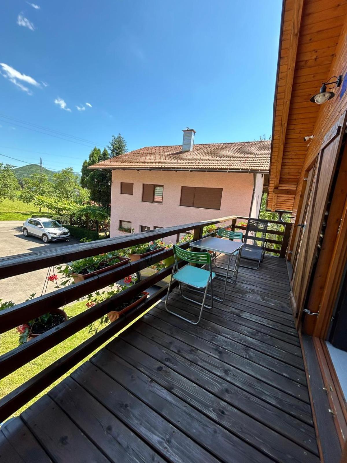 House Mate Villa Otocac Exterior photo